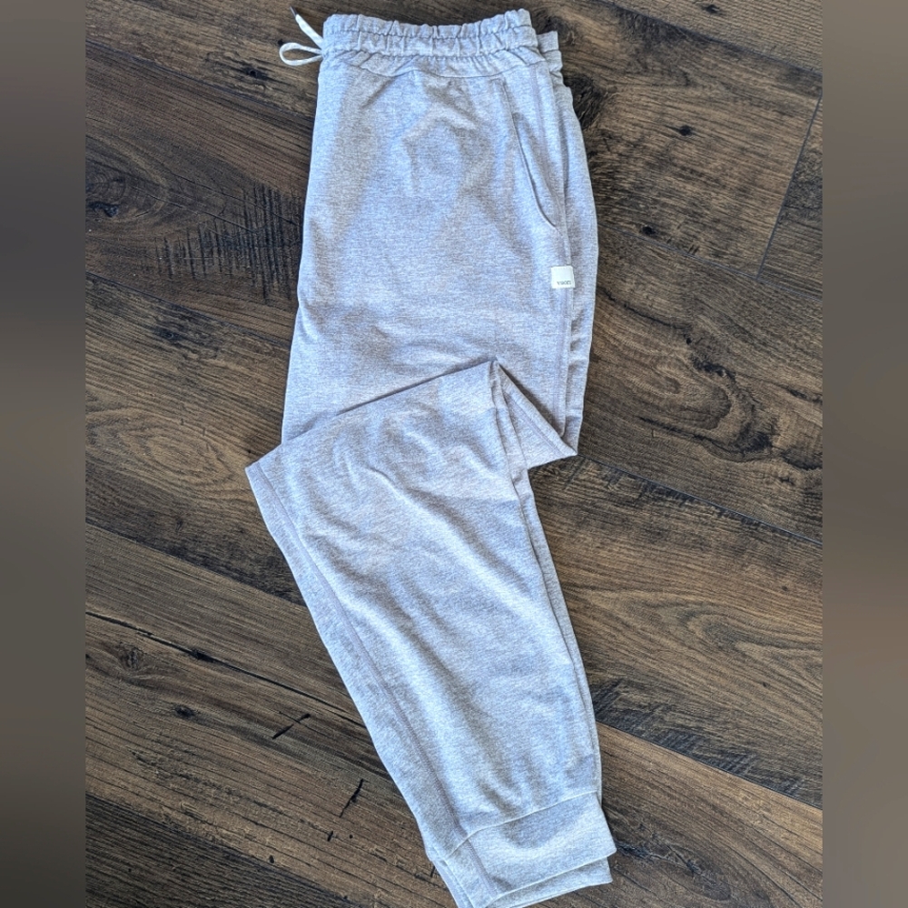 Vuori Performance Joggers